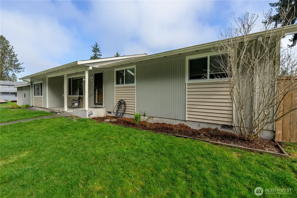 1717 S F Street Port Angeles WA 98363