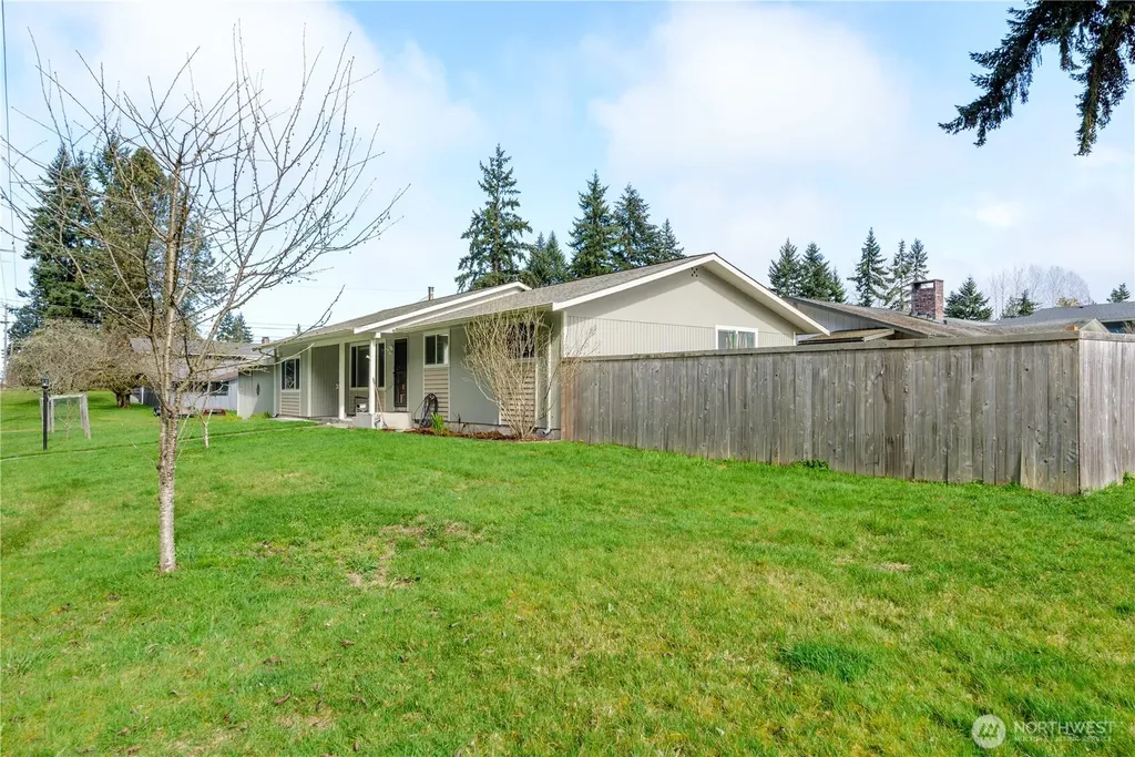 1717 S F Street Port Angeles WA 98363