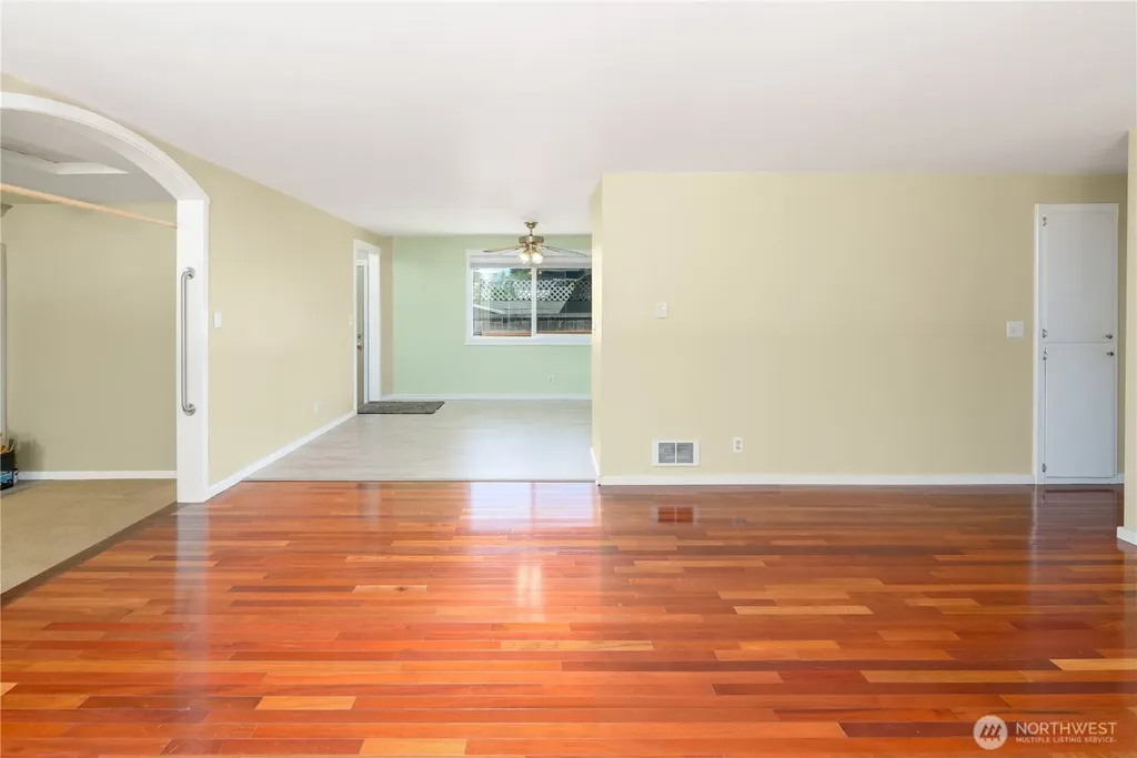 1717 S F Street Port Angeles WA 98363