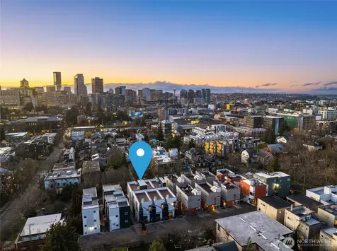 914 15th Avenue Seattle WA 98122