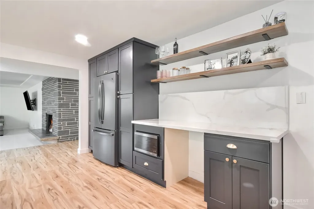 6902 Mount Tacoma Drive SW Lakewood WA 98499