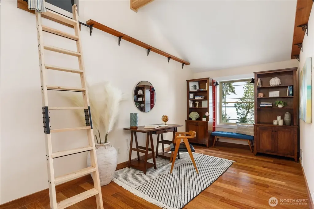 5051 Waterside Lane Langley WA 98260