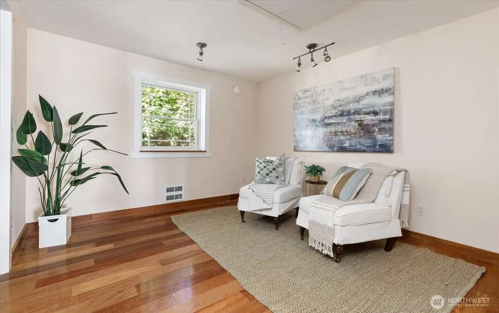 5051 Waterside Lane Langley WA 98260