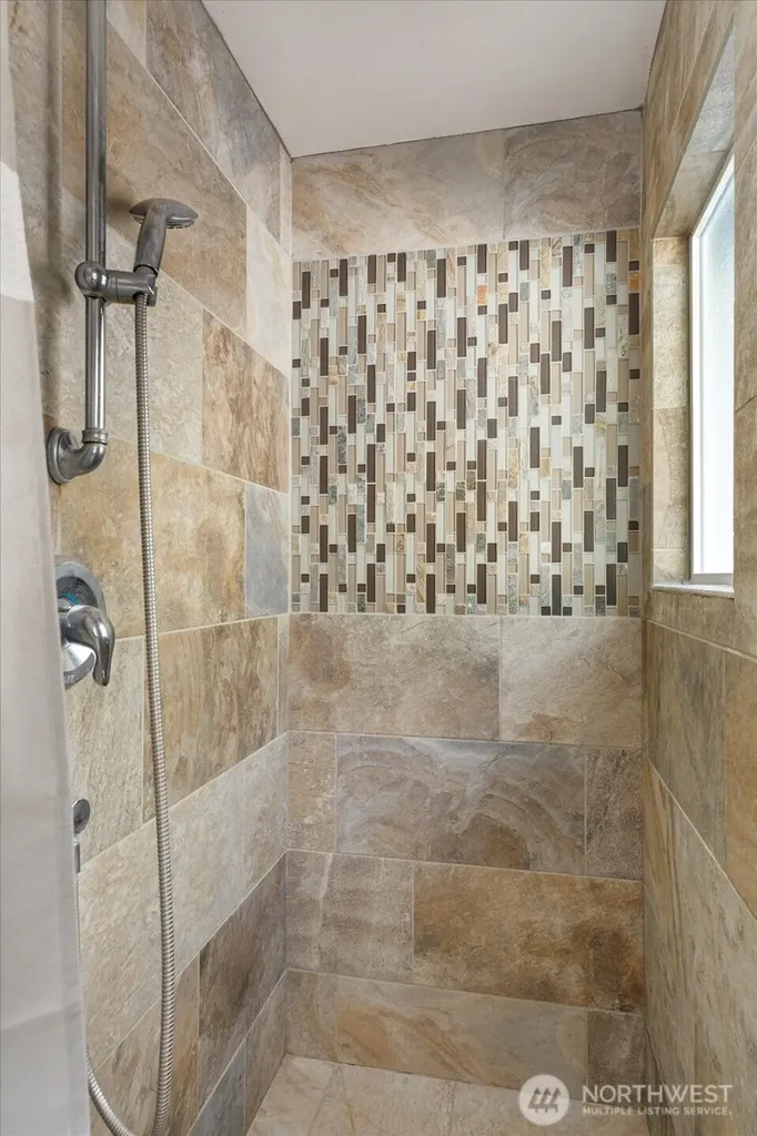 5051 Waterside Lane Langley WA 98260