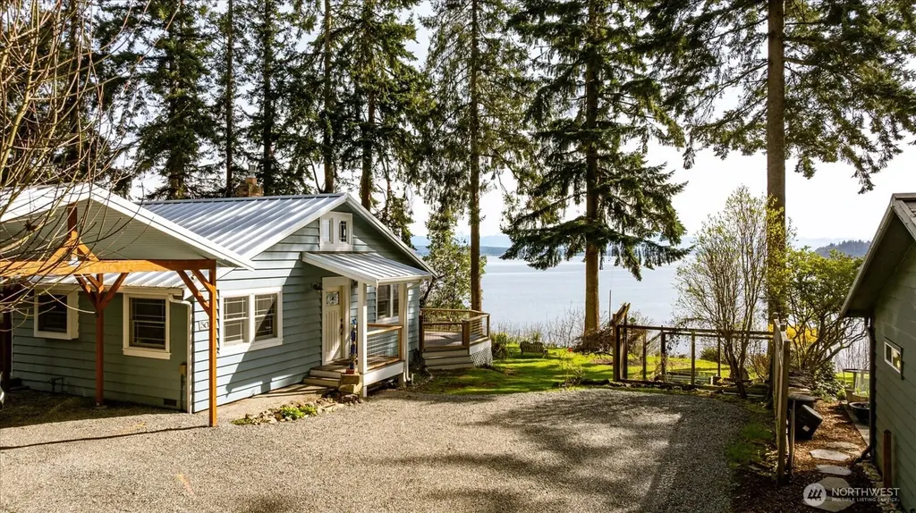 5051 Waterside Lane Langley WA 98260