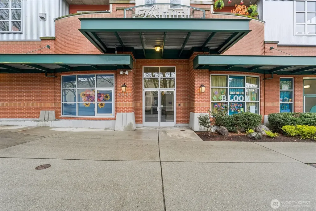 2331 42nd Avenue SW Seattle WA 98116