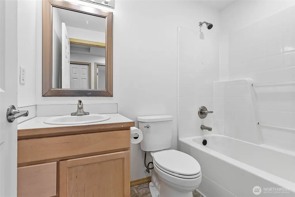 7439 Clamdigger Drive Blaine WA 98230