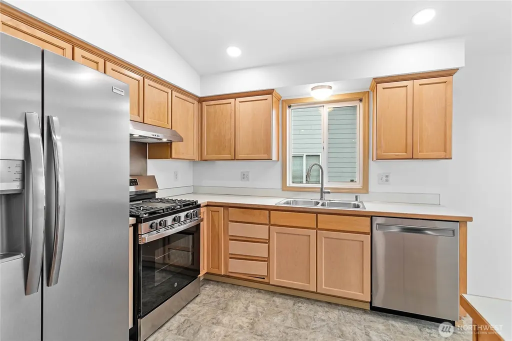 7439 Clamdigger Drive Blaine WA 98230