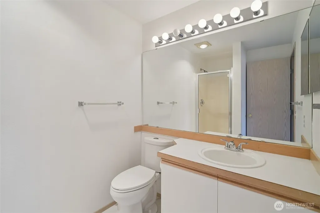 23628 55th Place S Kent WA 98032