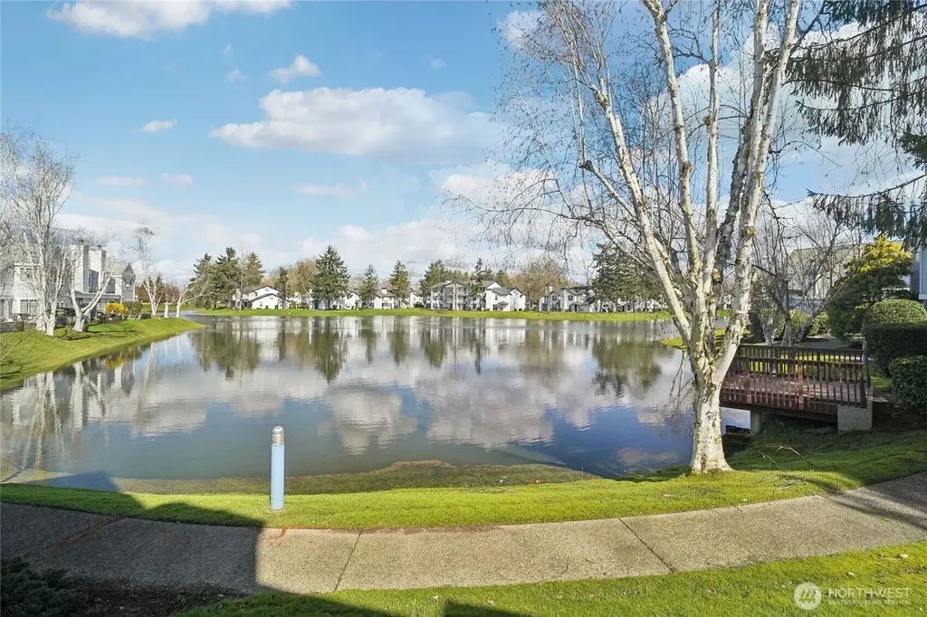 23628 55th Place S Kent WA 98032