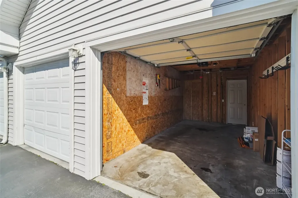 23628 55th Place S Kent WA 98032