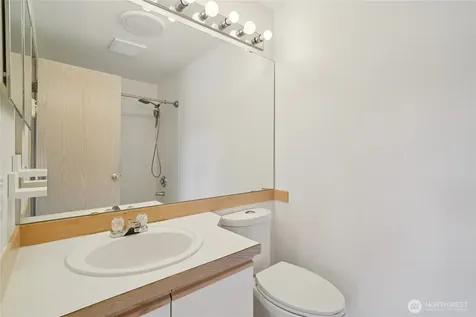23628 55th Place S Kent WA 98032