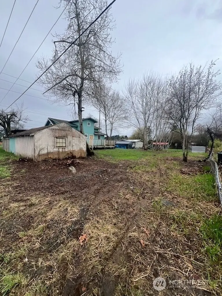 2323 99th Street E Tacoma WA 98445