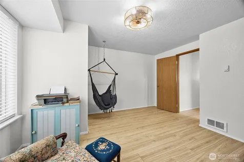 809 148th Street Ct E Tacoma WA 98445