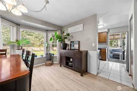809 148th Street Ct E Tacoma WA 98445