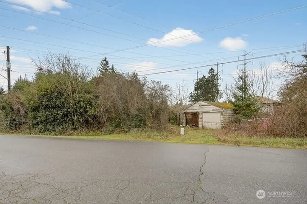 12511 80th Avenue S Seattle WA 98178