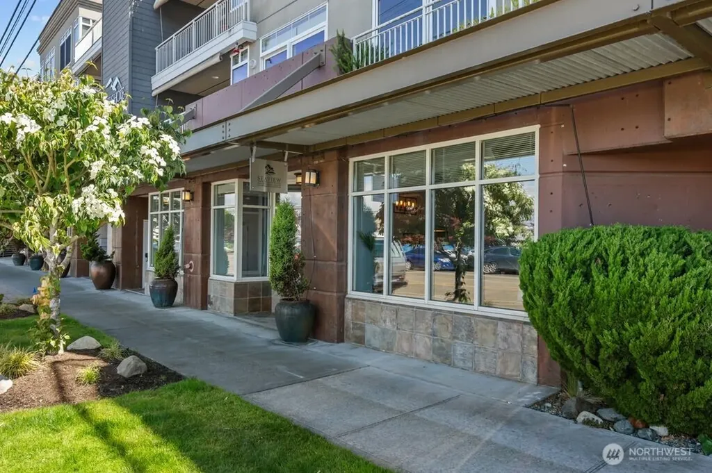 6044 Seaview Avenue NW Seattle WA 98107