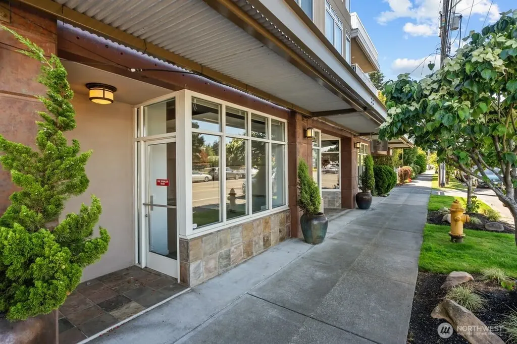 6044 Seaview Avenue NW Seattle WA 98107