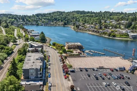 6044 Seaview Avenue NW Seattle WA 98107