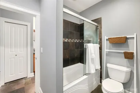 7007 Muirkirk Lane SW Port Orchard WA 98367