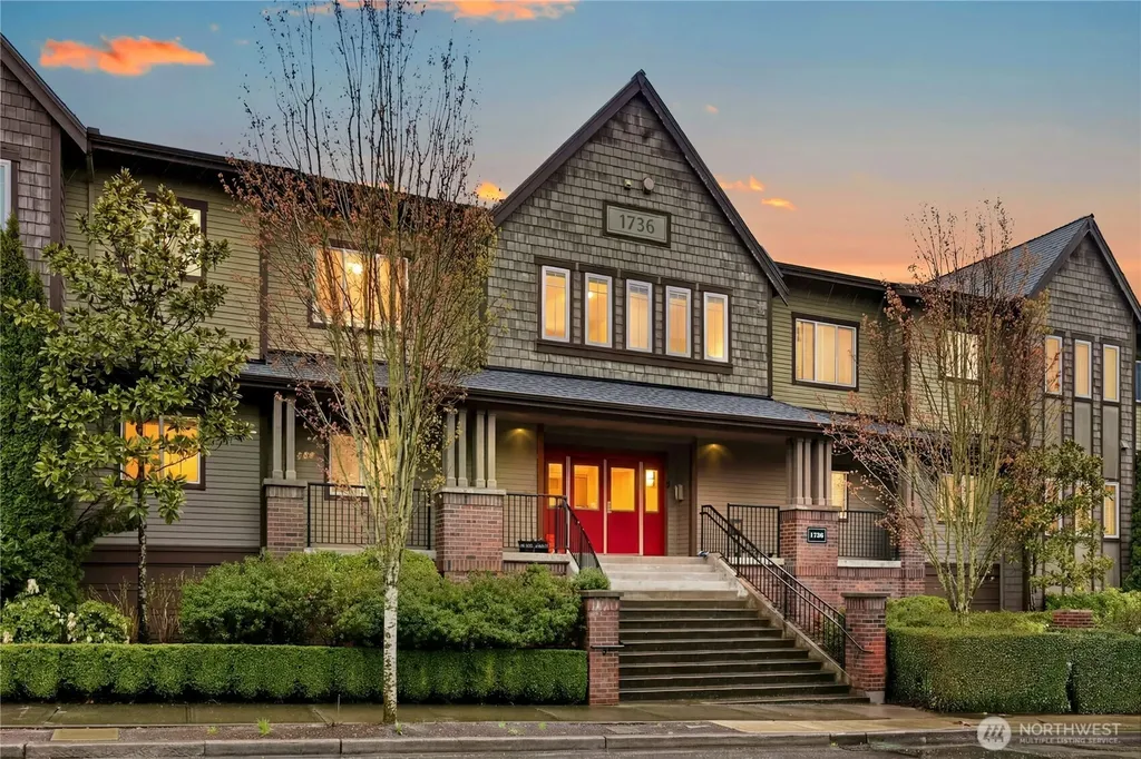1736 10th Avenue NE Issaquah WA 98029