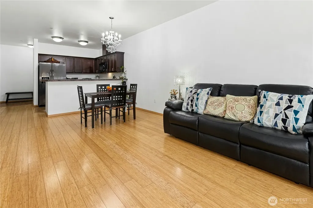 1736 10th Avenue NE Issaquah WA 98029