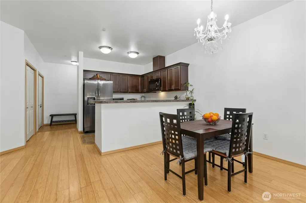 1736 10th Avenue NE Issaquah WA 98029