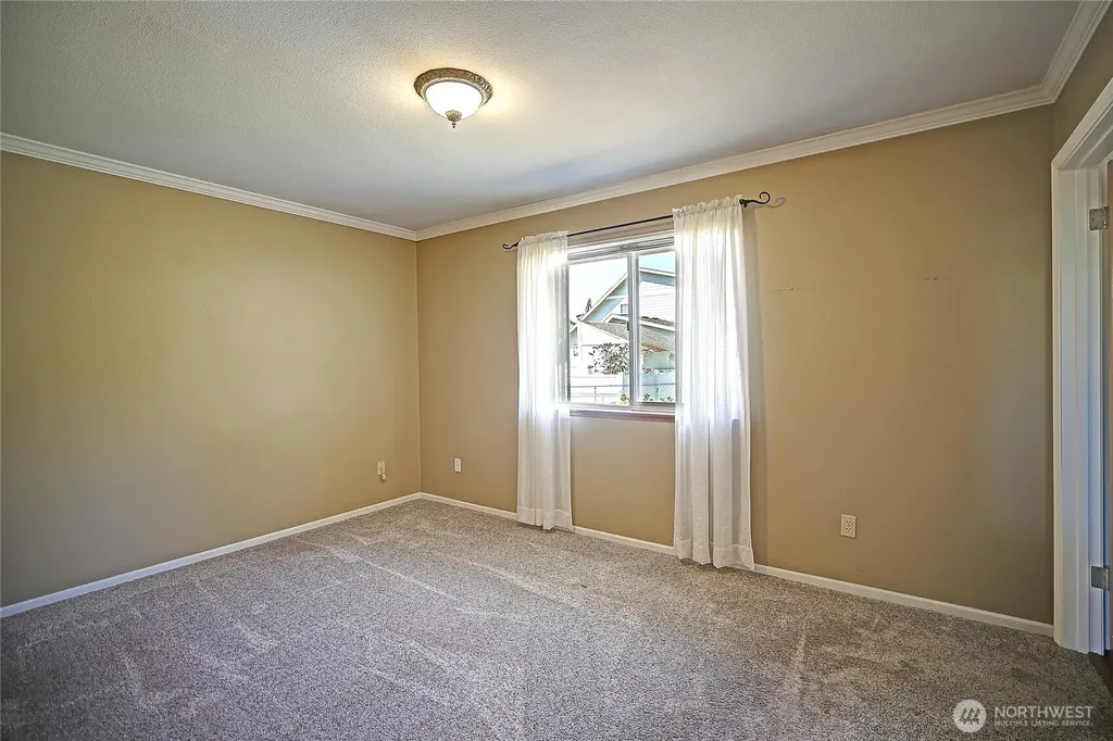 740 Commodore Lane Camano Island WA 98282