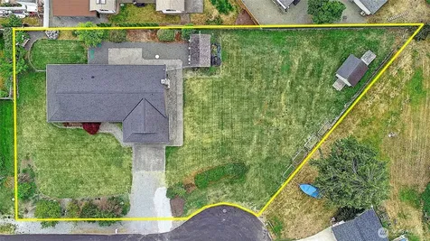 740 Commodore Lane Camano Island WA 98282