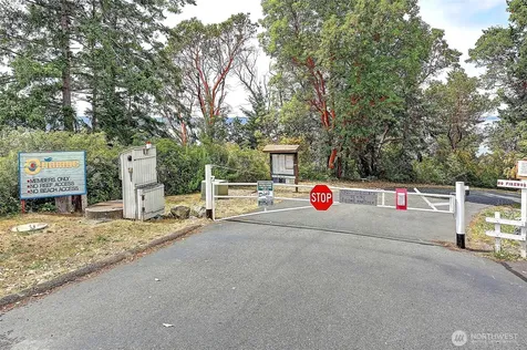 740 Commodore Lane Camano Island WA 98282