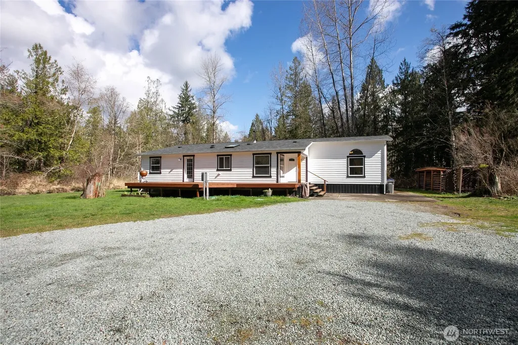 19667 Silver Creek Drive Sedro Woolley WA 98284