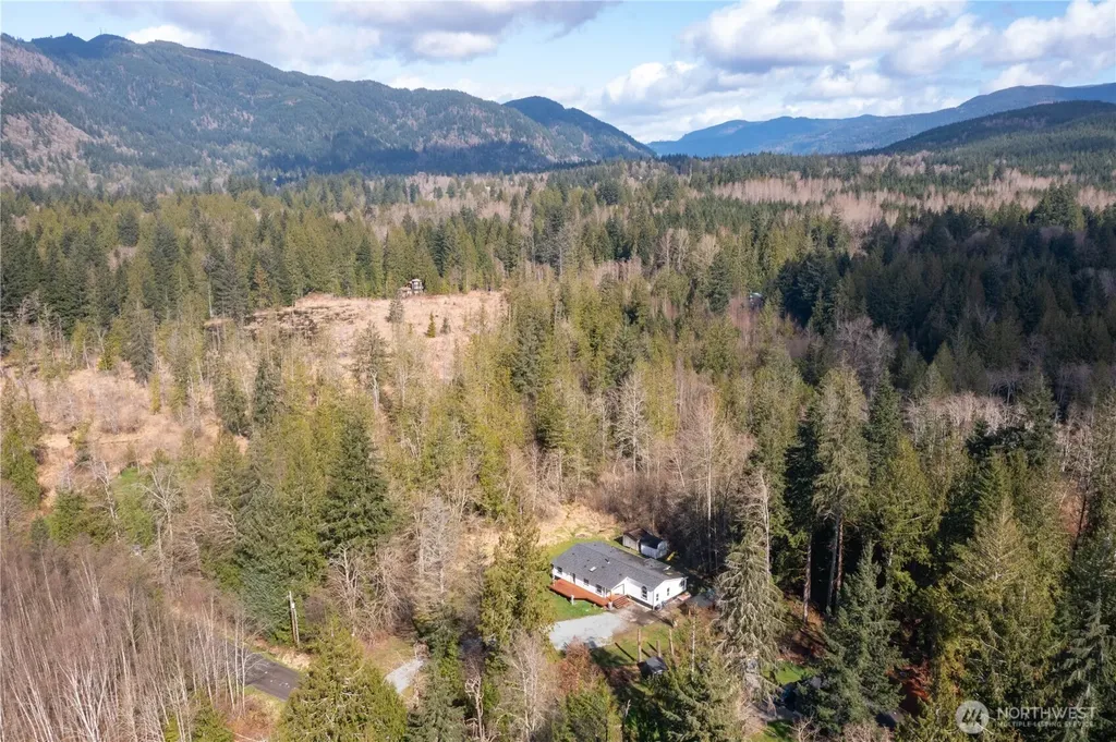19667 Silver Creek Drive Sedro Woolley WA 98284
