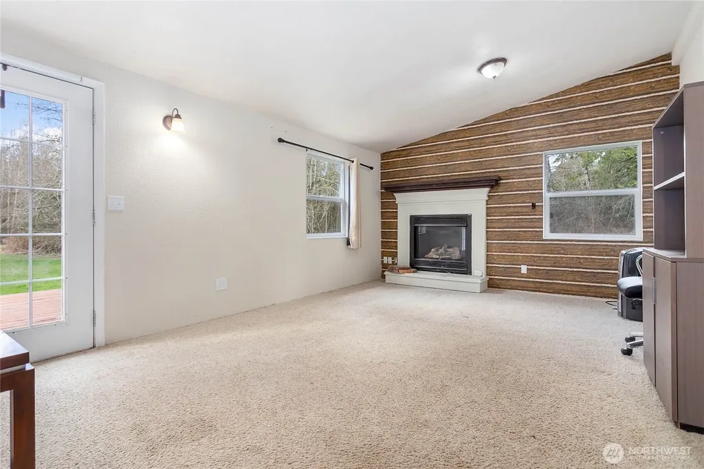19667 Silver Creek Drive Sedro Woolley WA 98284
