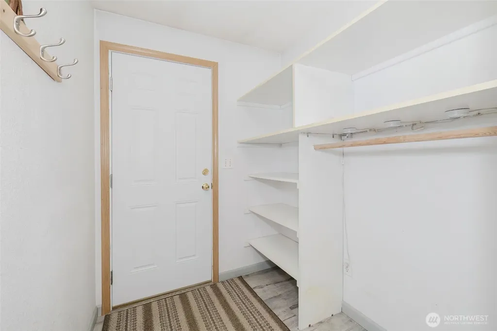 4329 SW Weyers Lane Port Orchard WA 98367