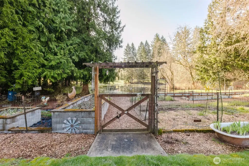 4329 SW Weyers Lane Port Orchard WA 98367