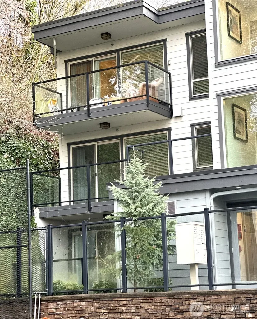 3212 SE 81st Place Mercer Island WA 98040