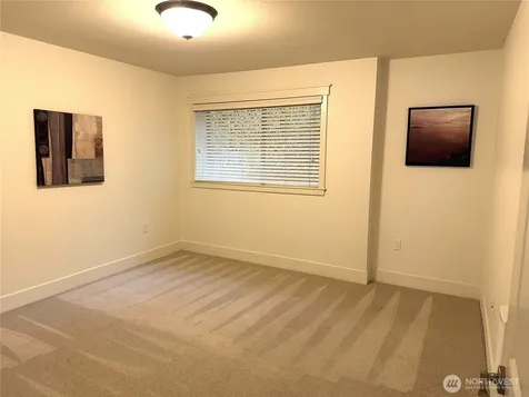 3212 SE 81st Place Mercer Island WA 98040