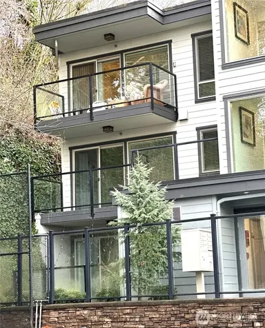 3212 SE 81st Place Mercer Island WA 98040