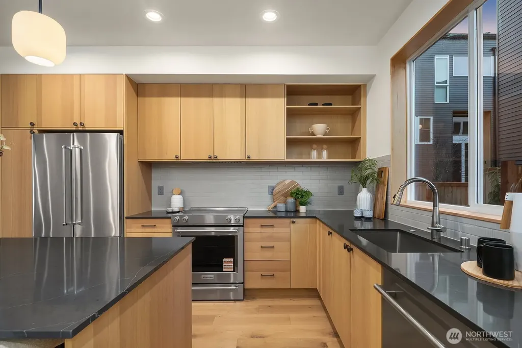1808 E Mercer Street Seattle WA 98112