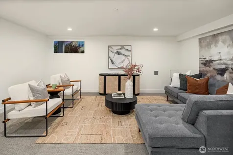 1808 E Mercer Street Seattle WA 98112