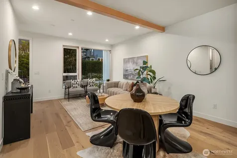 1808 E Mercer Street Seattle WA 98112