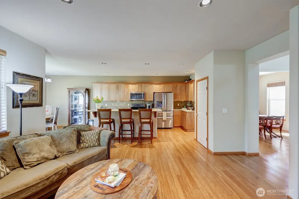 252 Quincy Avenue NE Renton WA 98059