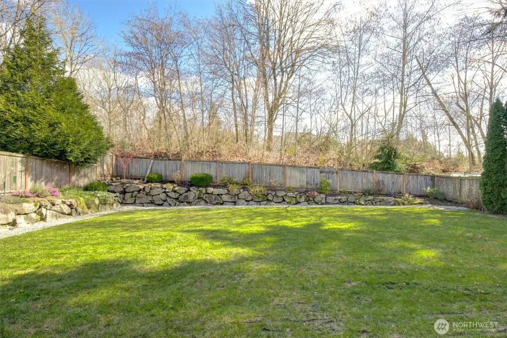 252 Quincy Avenue NE Renton WA 98059