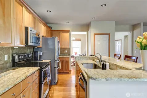 252 Quincy Avenue NE Renton WA 98059