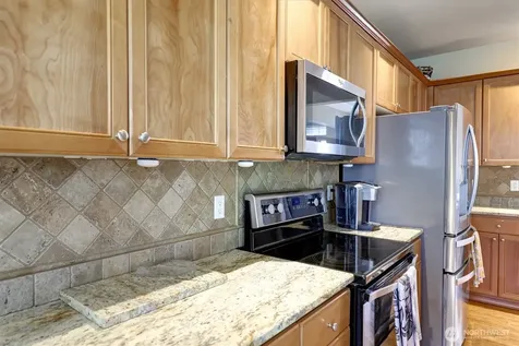 252 Quincy Avenue NE Renton WA 98059