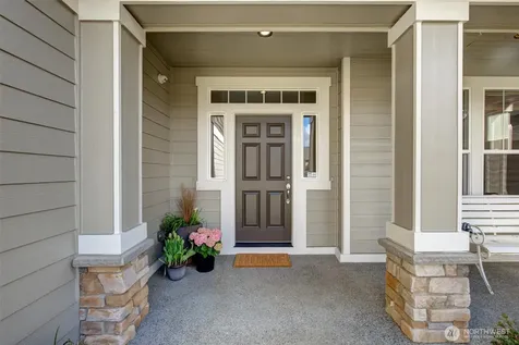 252 Quincy Avenue NE Renton WA 98059