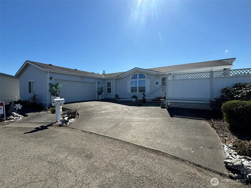 617 N 7th Avenue Sequim WA 98382