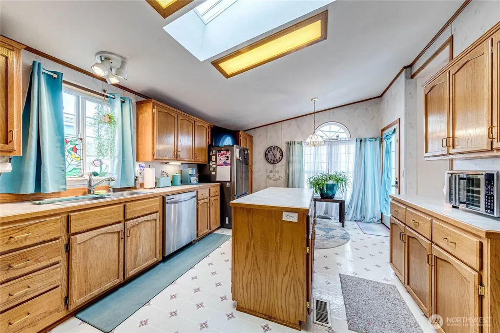 617 N 7th Avenue Sequim WA 98382