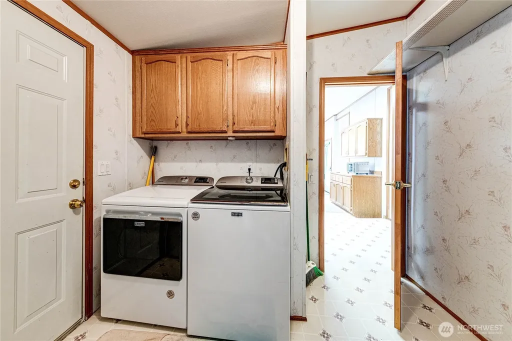 617 N 7th Avenue Sequim WA 98382