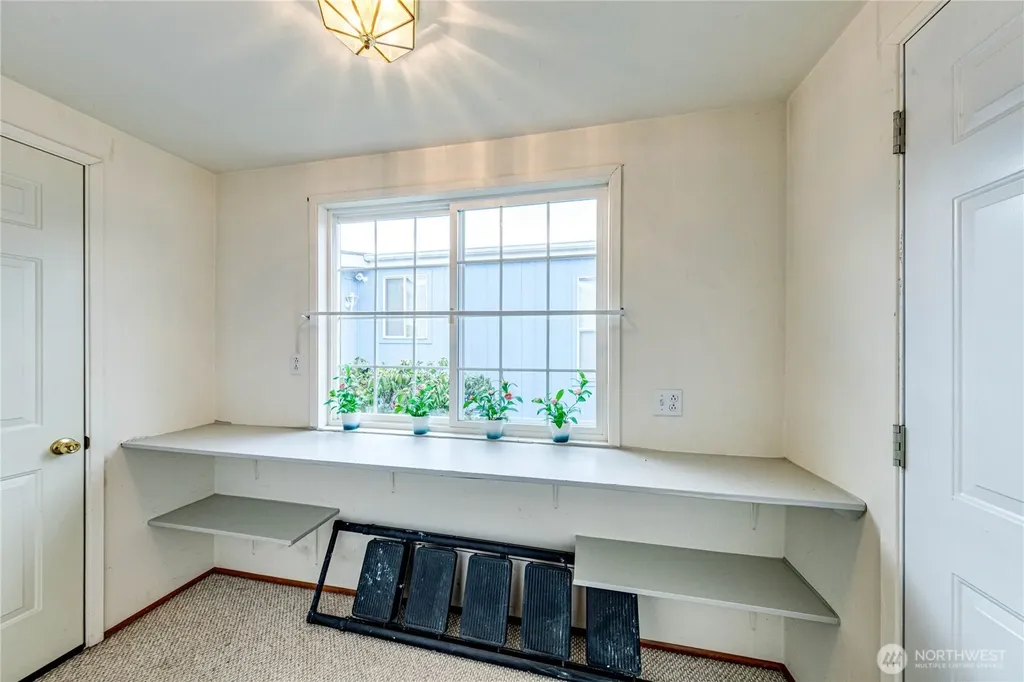 617 N 7th Avenue Sequim WA 98382